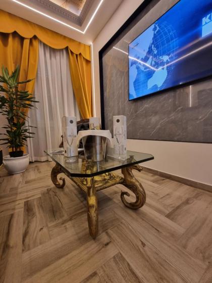 Carpegna Suite 92 Apartment Wellness e Spa - image 29