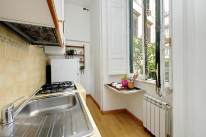 Cavour 2 bedrooms apartment - image 24