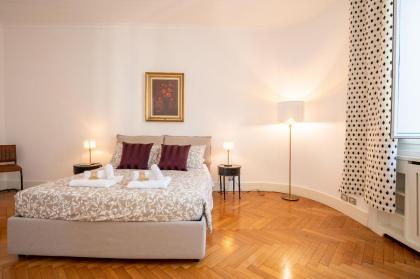 Ninetyone via sistina apartment Spanish Steps - image 27