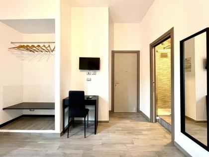 Colosseum Guest House - image 16