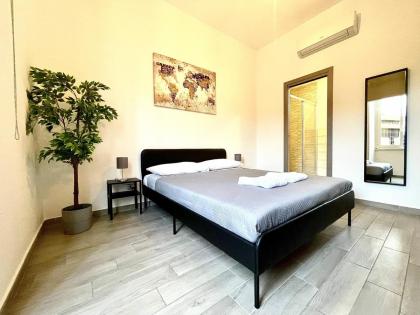 Colosseum Guest House - image 24