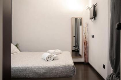 Dulcis In Colosseo Apartments - image 24
