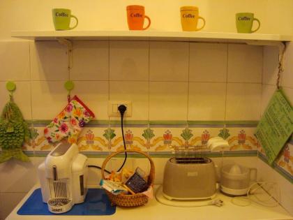 One bedroom appartement with furnished balcony and wifi at Roma - image 27