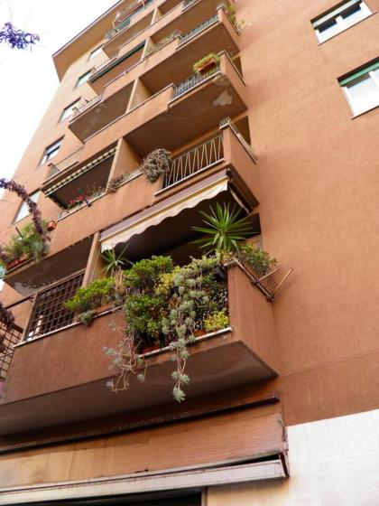 One bedroom appartement with furnished balcony and wifi at Roma - image 28