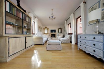 Spanish Steps Dream Penthouse TreasureRome - image 27