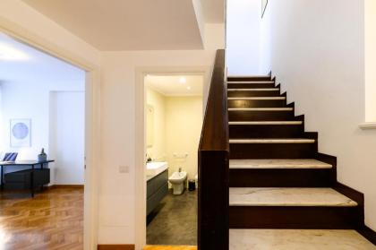 Peaceful Penthouse with Garage - image 29