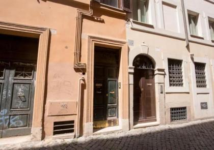Girolamo's Jacuzzi place - image 22