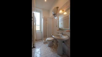 Holiday House in Rome city center - image 22