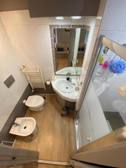 Family Flat Near Vatican - image 10