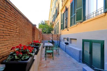 DELIZIOSO APPAPPARTAMENTO VICINO AL VATICANO COL GIARDINO - image 27