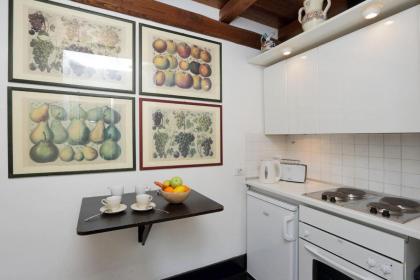 ROMAC Leone Apartments - image 28