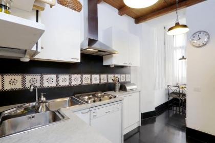ROMAC Leone Apartments - image 29