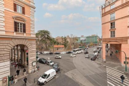 Vittorio Emanuele Large Apartment - image 21