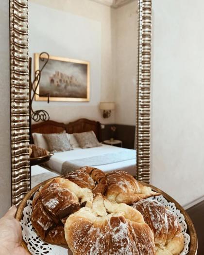 Residenza Sciarra Luxury Guest House - image 28