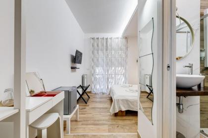 VATICANDREAM GUEST HOUSE - image 29