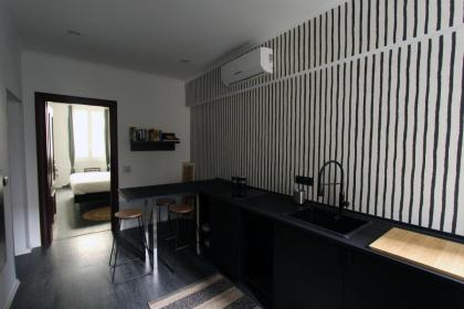 Avignonesi Flat - image 21