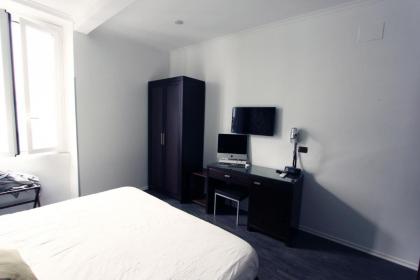 Avignonesi Flat - image 3