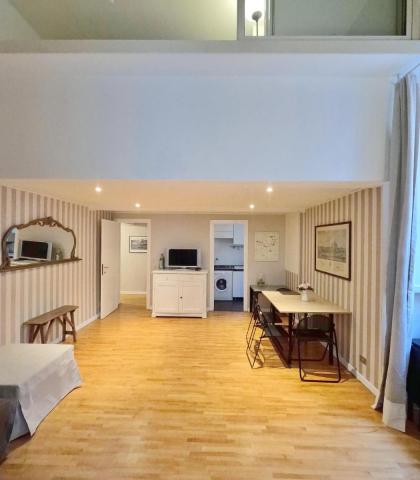 Navona Gold Apartment - image 22