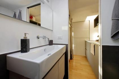 Beautiful Loft in Ponte Milvio with terrace - image 22