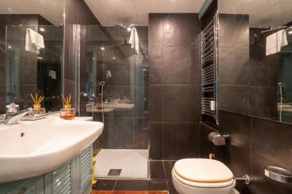 Tiffany's apartment Flaminio - image 24