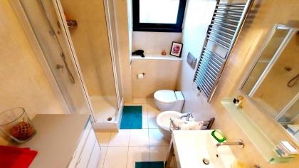 Home Sorbara Luxury Home no01 - image 11