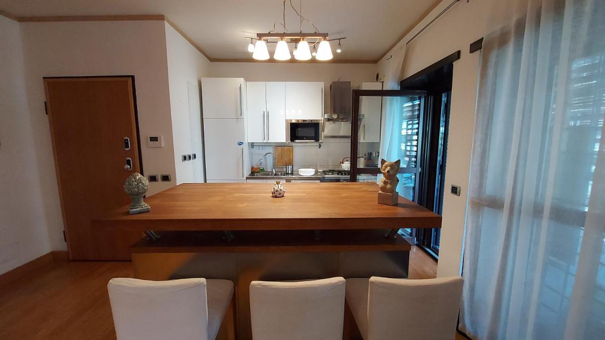 Home Sorbara Luxury Home no01 - image 3