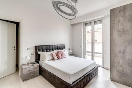 The Roof Luxury Penthouse Corso - image 21