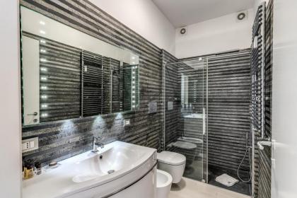 The Roof Luxury Penthouse Corso - image 23