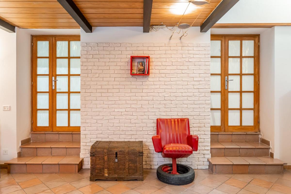 Trastevere Vintage Artistic Loft - main image