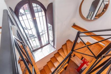 Trastevere Vintage Artistic Loft - image 17