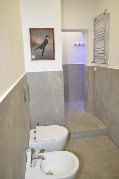 Fidia Palace Claudia's apartment Colosseo - image 21