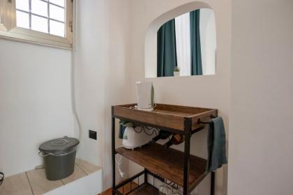 Home d'Elite Trevi Fountain - image 29