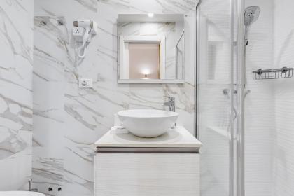 Monti Suites Cavour - image 27