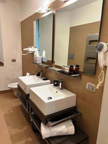 Dolce Vita Guest House - image 23