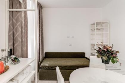 A Touch of Rome - image 20