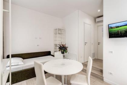 A Touch of Rome - image 29