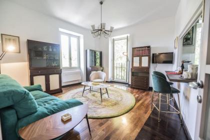 Testaccio Luminous and Large Apartment Rome 