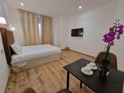 Cuma Suites - image 29