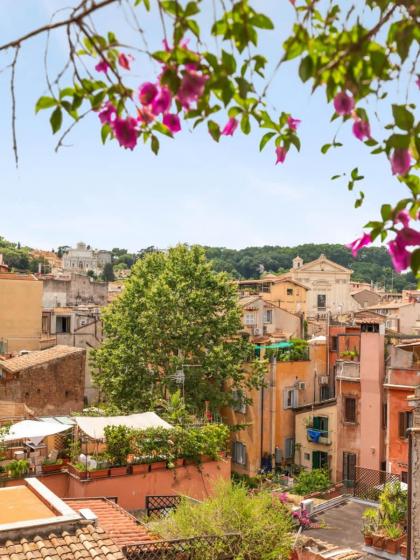 Trilussa Luxury Penthouse - image 25