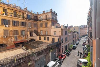 Charming Design Apartment in Monti - image 24
