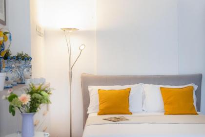 Amazing Via del Babuino - Piazza del Popolo - image 5