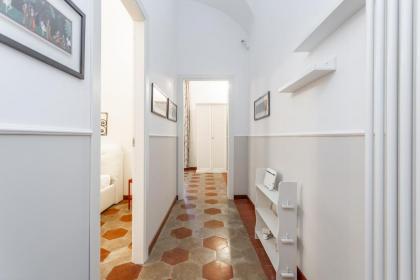 3-BDR Apartment Prati Urban Charm - image 26