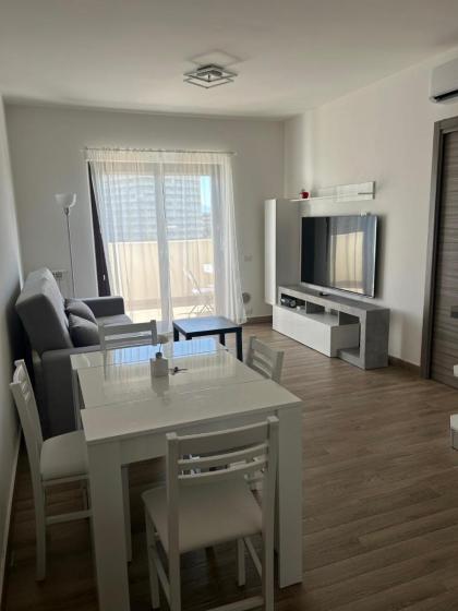 RED SKY APARTMENT - PORTA DI ROMA - image 23