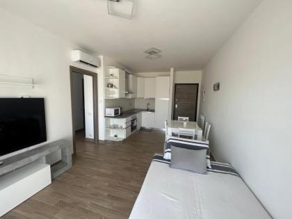 RED SKY APARTMENT - PORTA DI ROMA - image 25