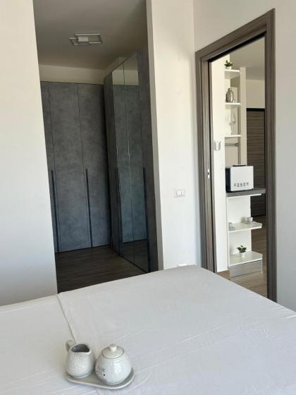 RED SKY APARTMENT - PORTA DI ROMA - image 30