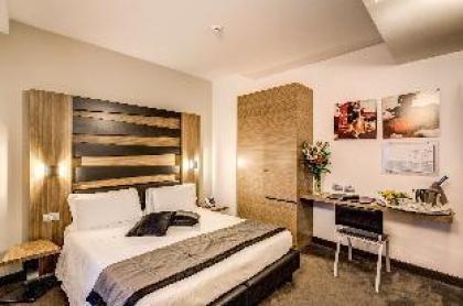 Trevi Hotel - image 20