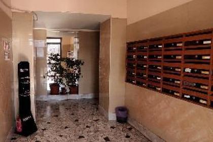 Stylish & Cozy ~ 5* Location ~ Balcony ~ City View