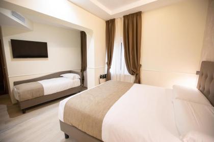 Hotel Maximus - image 22