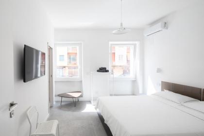 Claudio Vaticano Home - image 28