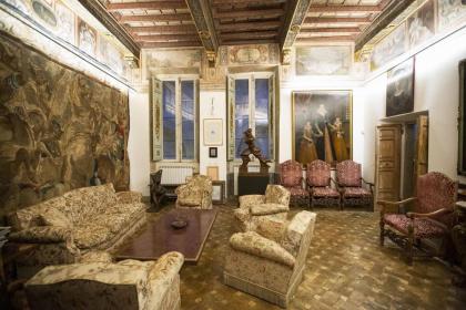 PETTINARI'S B&B OLD FASHION DECADENT